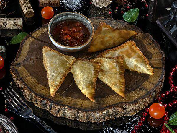 Leroy - Мини-чебуреки с сыром