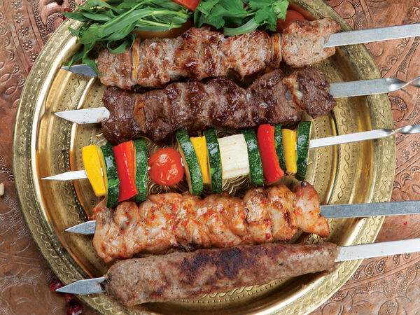 Чайхана Павлин-Мавлин - Шашлык-Машлык