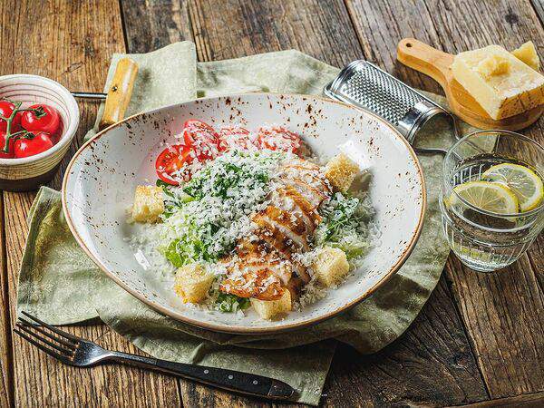 La Famiglia - Цезарь с курицей