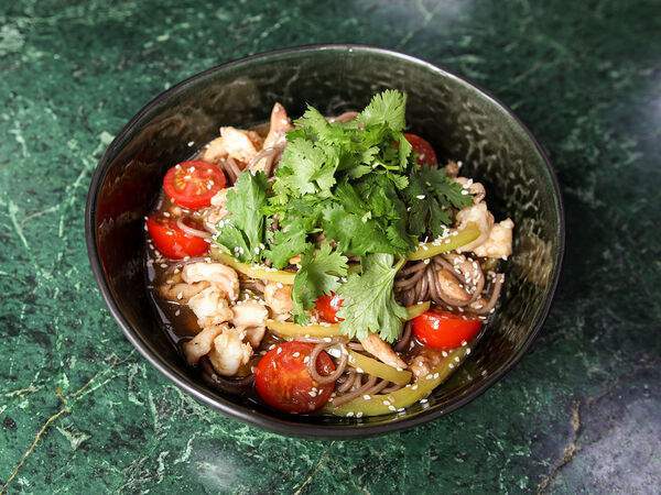 Bon Bon кофейня - Гречневая лапша с курицей