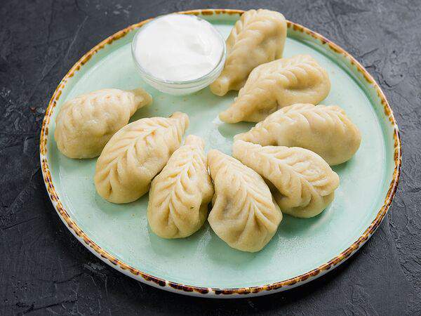 Хачапури и хинкали - Гюрза вареная