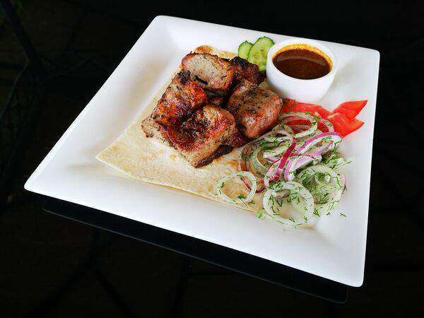 Донжон - Шашлык cвинoй