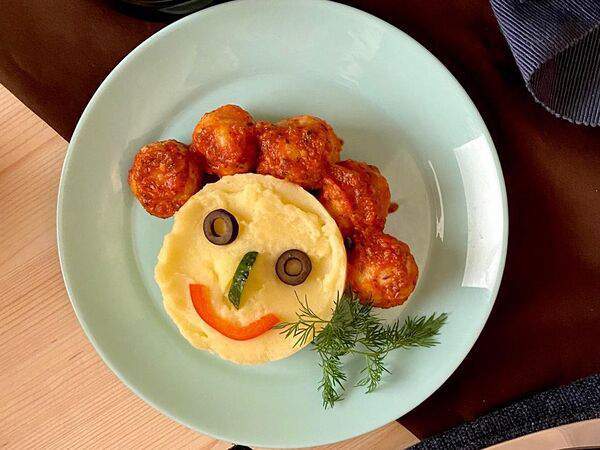 Пататапа - Тефтельки с томатным соусом