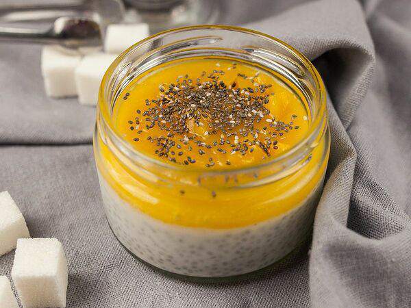 Хлебные истории - Кокосовый чиа-пудинг с тропическим соусом