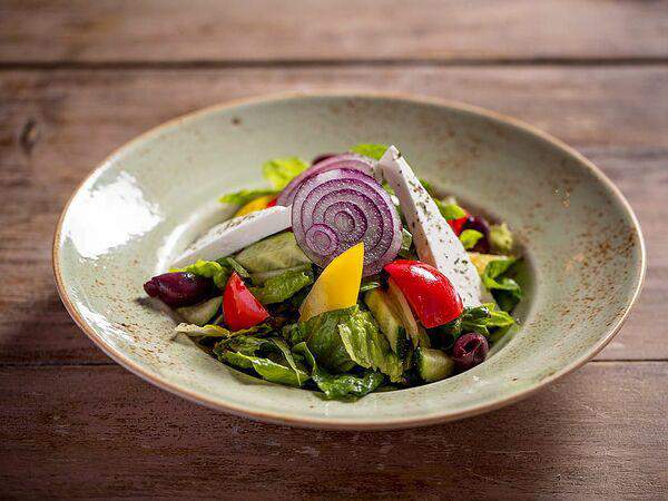 Ткемали - Салат Греческий с оливками каламата