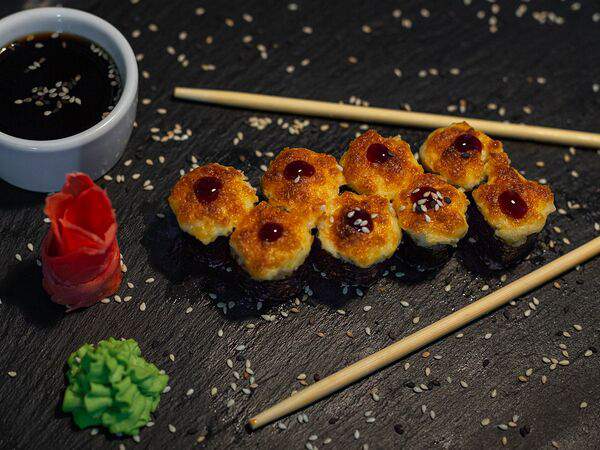 Сакана - Мини ролл с лососем