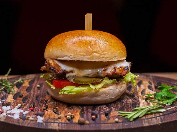 Капитал Grill & Beer - Чикенбургер