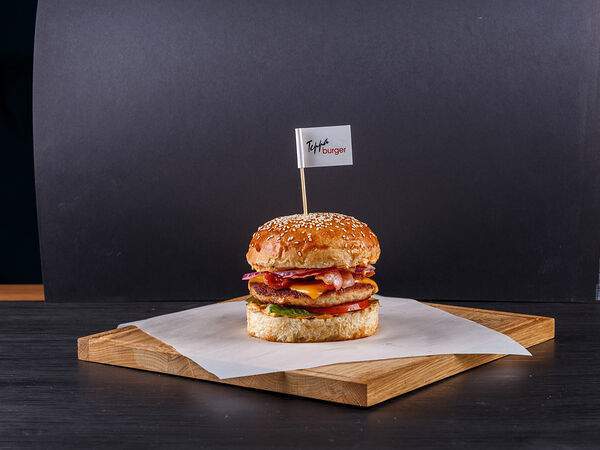 Terra - Бургер с цыпленком и фирменным соусом