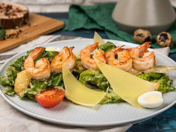 Apollo café - Салат Классический цезарь с креветками