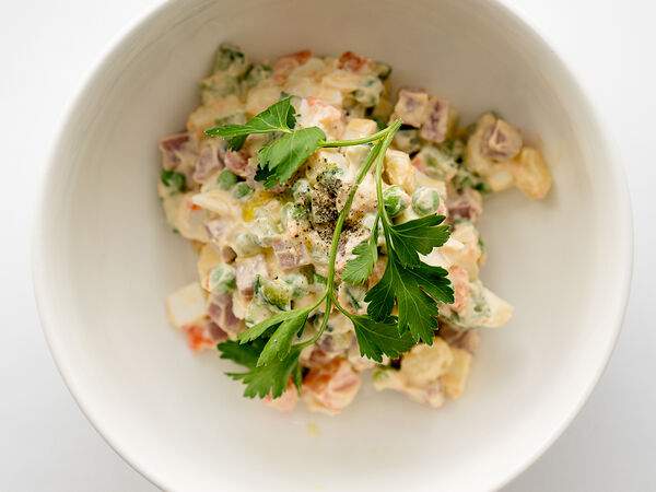 Причал - Салат Оливье по-домашнему с языком