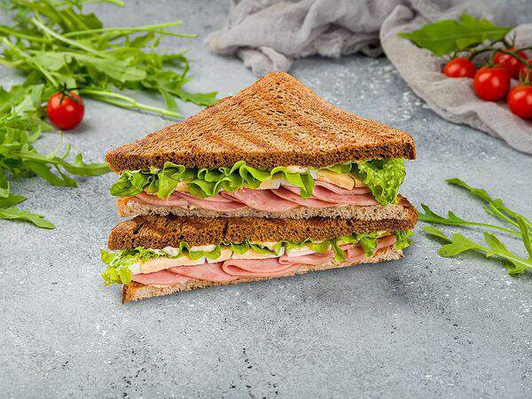 Магбургер №043 - Сэндвич с ветчиной и яйцом