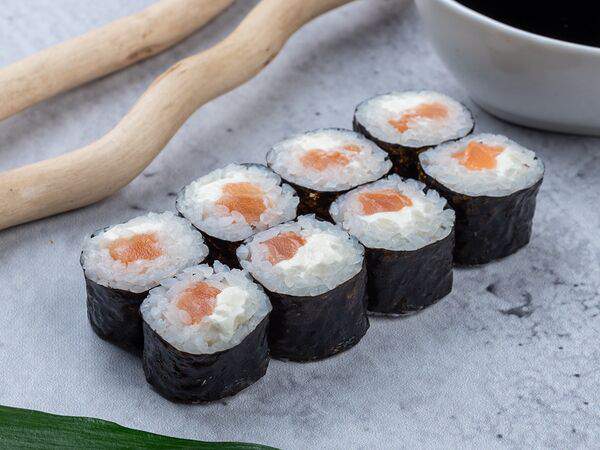 Мушу - Ролл Копченый лосось с сыром