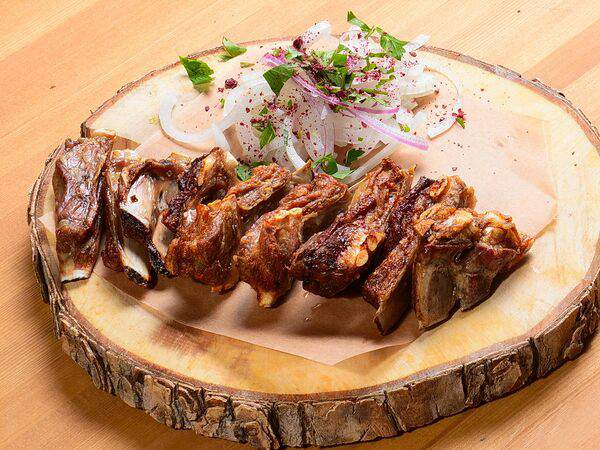 Каретный двор - Шашлык из бараньих ребрышек