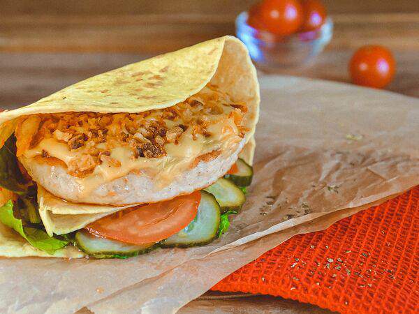 Как Дела - Хрустящая курочка в тортилье