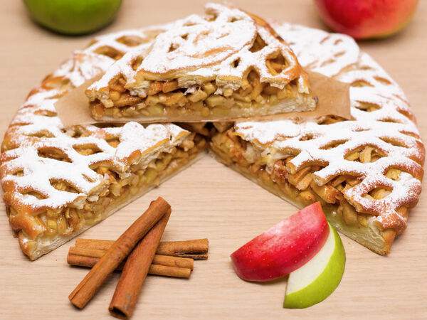 Яблочный пирог - Пирог с яблоками и корицей