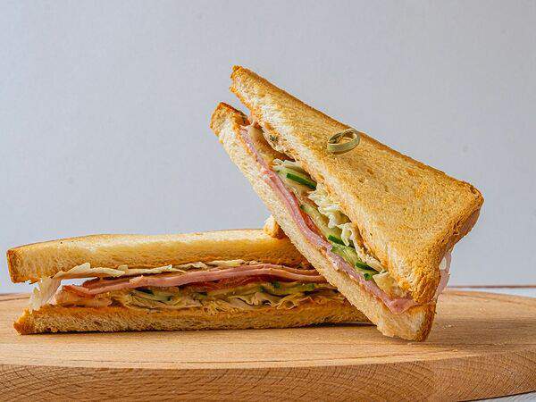 Хороша еда - Сэндвич с ветчиной