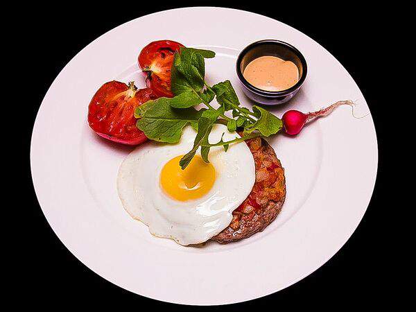 Хата - Бифштекс по-селянски