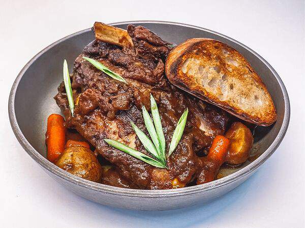 Учительская - Томленные говяжьи ребра