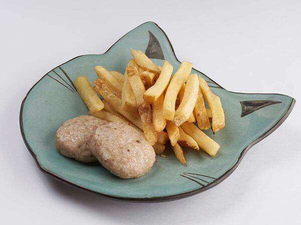 Урюк - Куриные котлетки на пару с картофелем фри