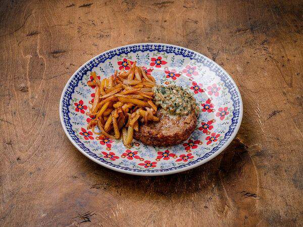 Уголек - Бифштекс с грибным соусом