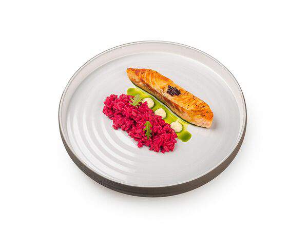 Суши фикс - Семга на свекольном орзо