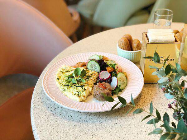 Счастливые люди - Омлет с тартаром из тунца