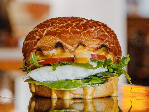 Chado Burger Bar night - Бургер Одиссей