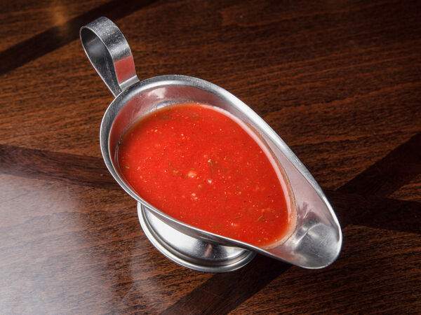 Тонэ - Соус Сацебели