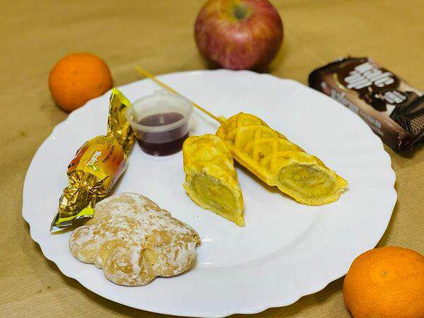 Вкусные корн доги - Корн-дог с бананом