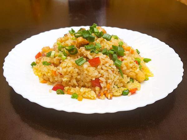 Аян - Жареный рис с курицей