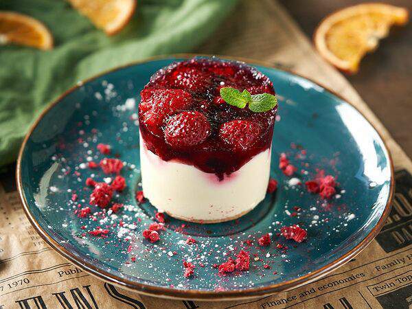 Рыбная мануфактура №1 - Тарталетка с малиной и белым шоколадом