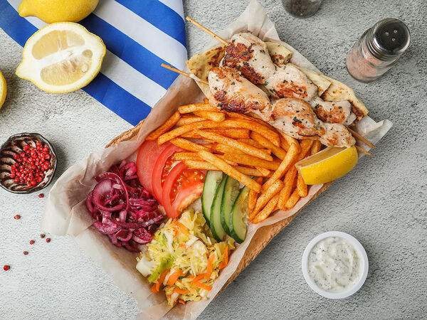 The Gyros Bistro - Сувлаки из курицы на гриле