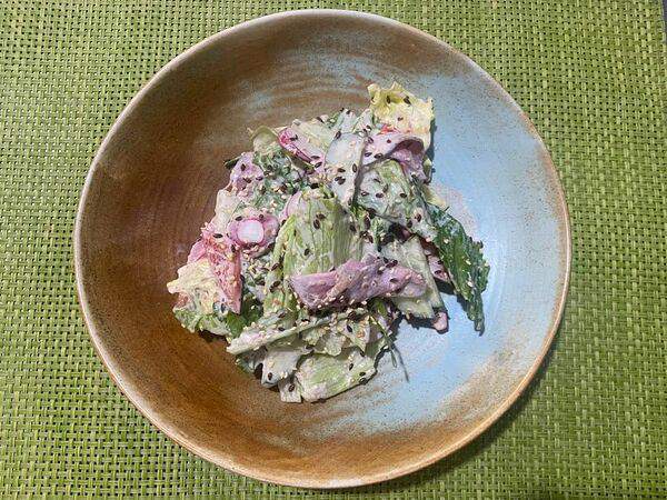 Кафе-кондитерская Прага - Салат с ростбифом