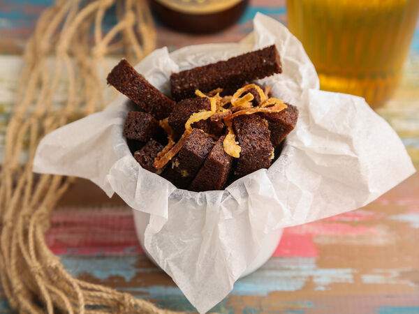 The Gyros Bistro - Ржаные гренки