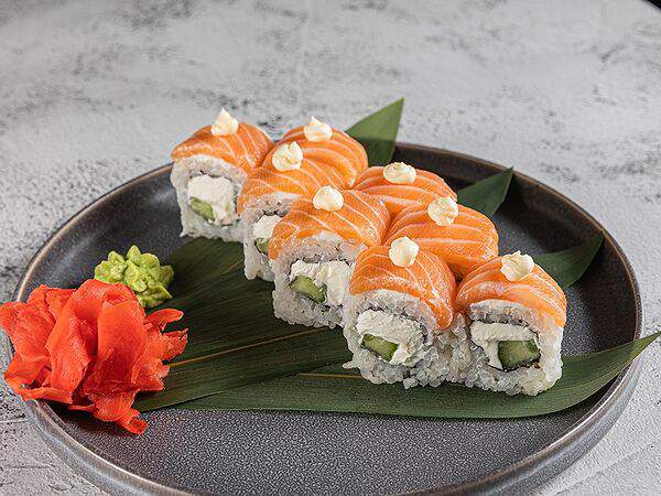 Yoshi Sushi & Mulino Pizza - Филадельфия лайт ролл