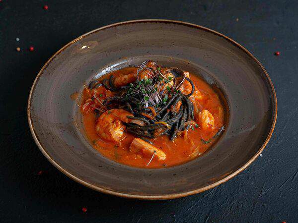 Macarena - Pasta nero