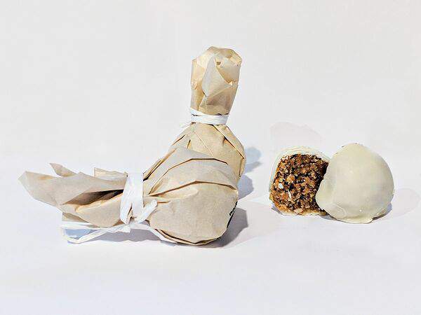 Baggins coffee - Конфета кокосовая Ко-Ко в белой глазури