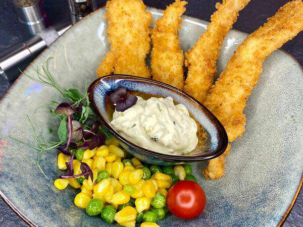 На крючке - Чикен стрипс с ассорти кукурузы и зеленого горошка