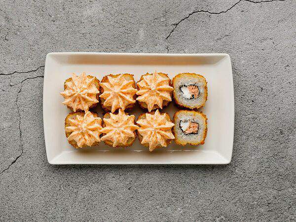 Mr Tako - Ролл Лава хот с лососем