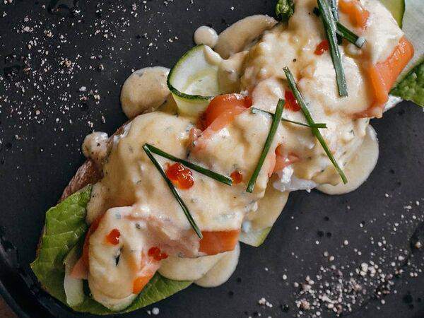 Garderob - Брускетта с лососем на чиабатте