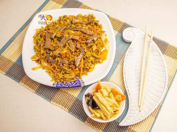 Kong Fu - Жареный рис с говядиной