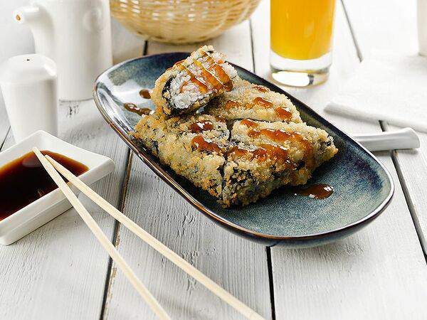 Фудзи - Ролл Онигиразу с угрем