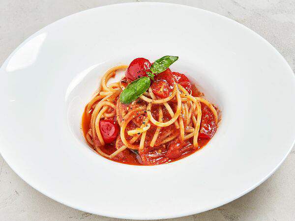 Centrale - Спагетти аль помодоро