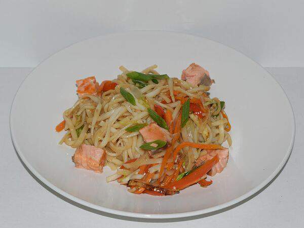 Едим дома - Удон с лососем