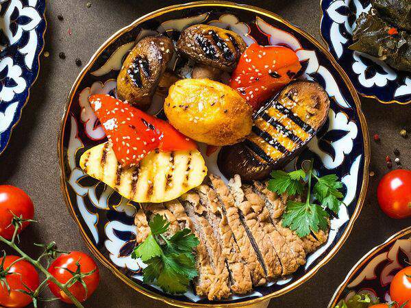 Чайхана Обишир - Мясной омлет с овощами гриль