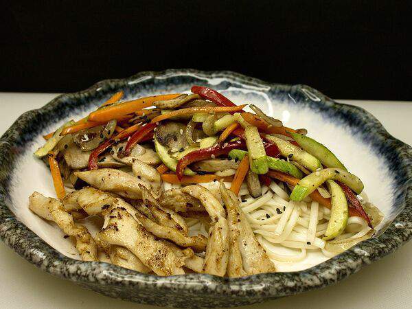 Слонабысъел - Менруй с курицей