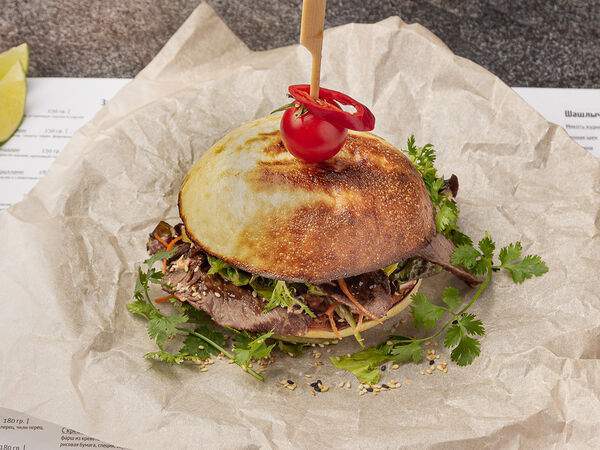 Tasty Box - Лао Бургер со свининой