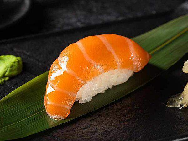 Mr Tigay - Суши с лососем