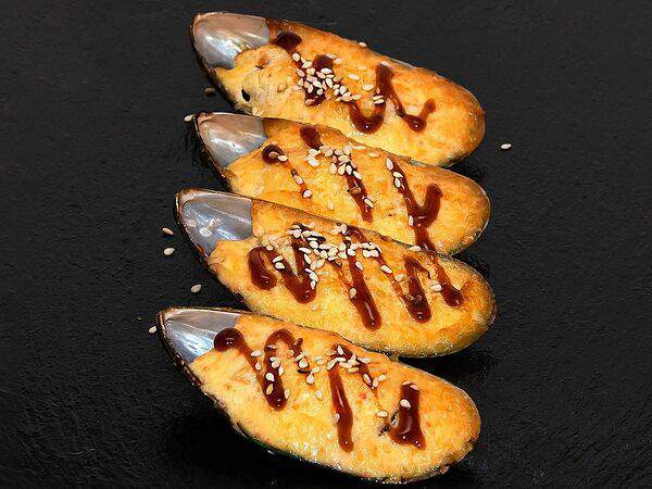 SushiTokyo - Мидии запеченные