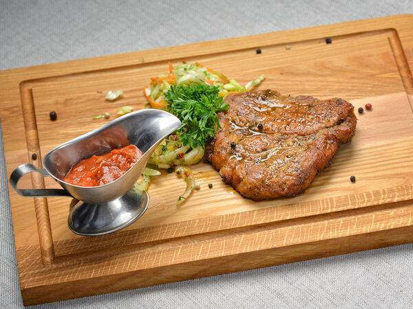 Премьера - Стейк мясника на гриле